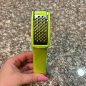 Green Garlic Press